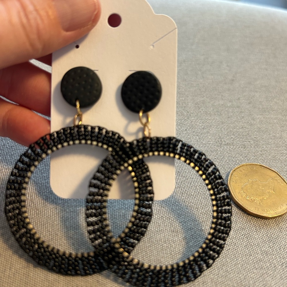PLUNDER black beaded drop hoops